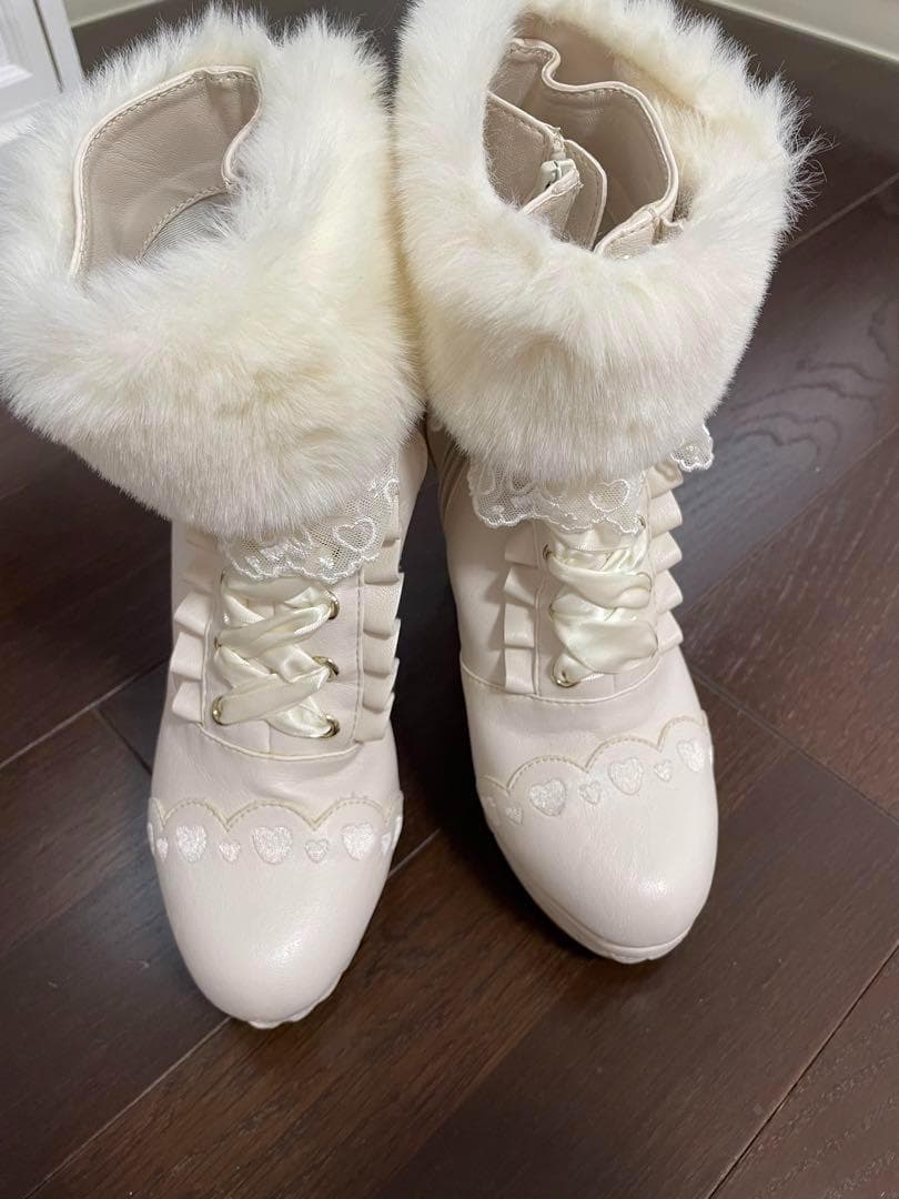 リズリサ LIZLISA 編み上げショートブーツ ホワイト - メルカリ