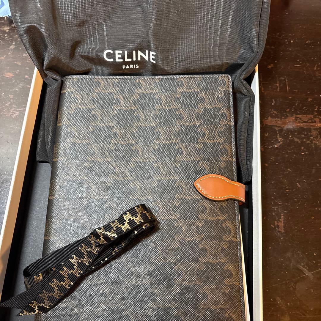 セリーヌ　ノートブック　新品未使用品 セリーヌ CELINE ノートブックカバー トリオンフキャンバス L (CELINE