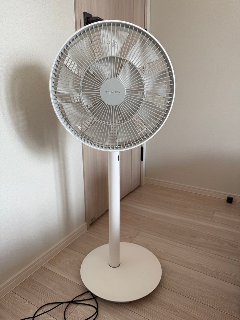 T*m様 BALMUDA & GreenFan スタンドファン ホワイト 楽天市場】扇風機 【豪華特典付き】 BALMUDA The GreenFan