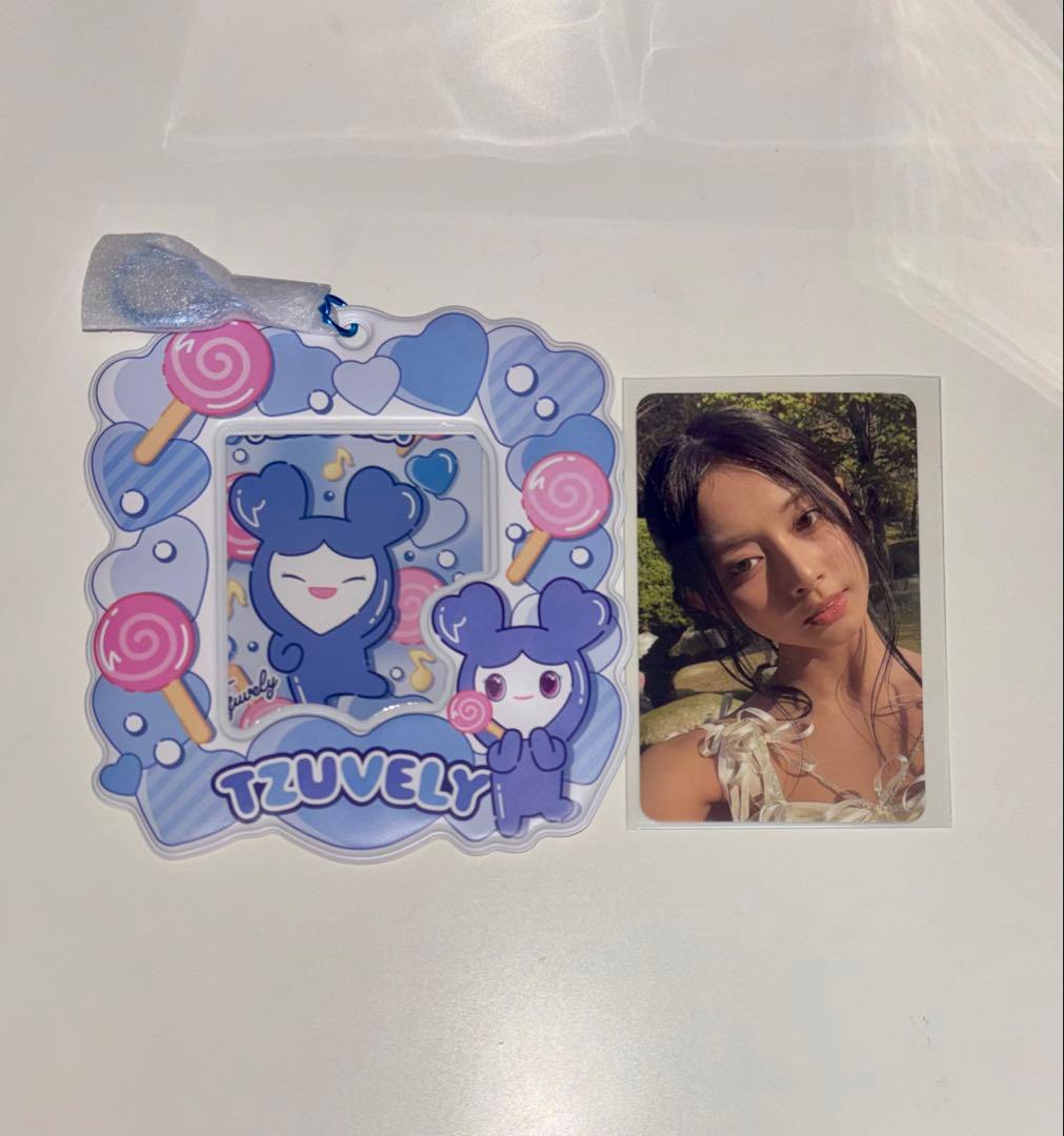 TWICE ツウィ カードホルダー With you-th トレカ セット - メルカリ