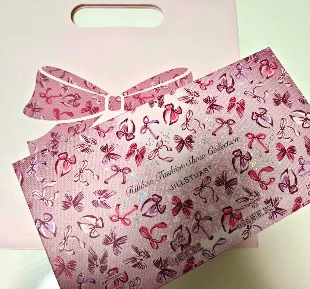 ジルスチュアートクリスマスコフレ2025