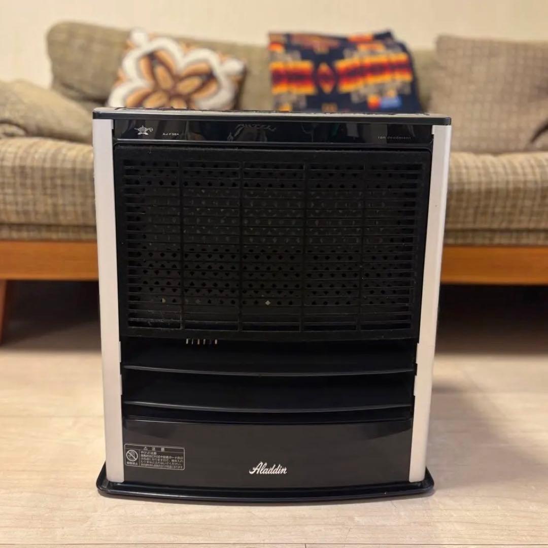 【ほぼ美品】アラジン 石油遠赤ヒーター AJ-F38A(K) ブラック 希少‼️アラジンストーブ 遠赤外線 石油ファンヒーター AJ-F38A 清掃済