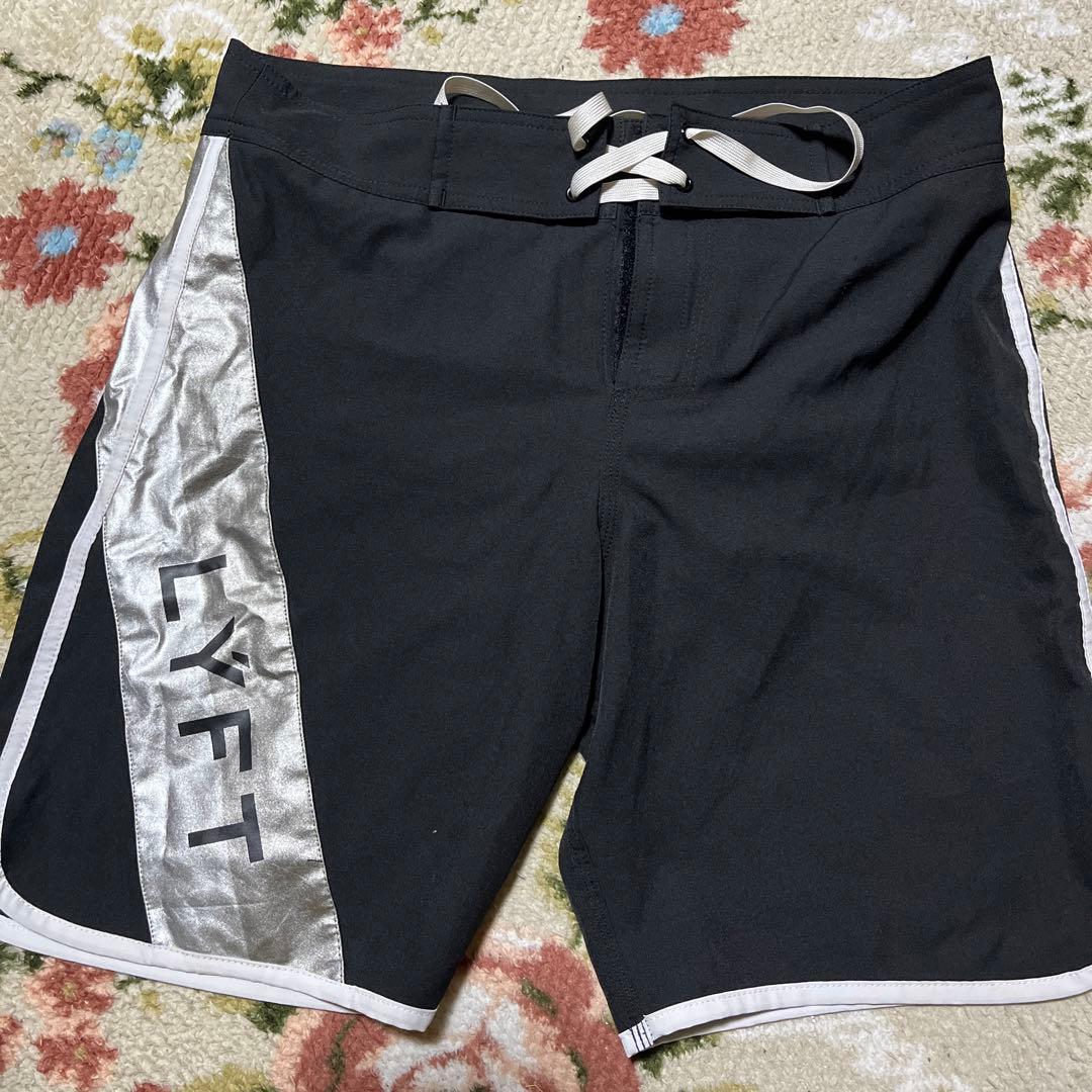 リフト Lyft サーフパンツ ボードショーツ 水着 フィジーク