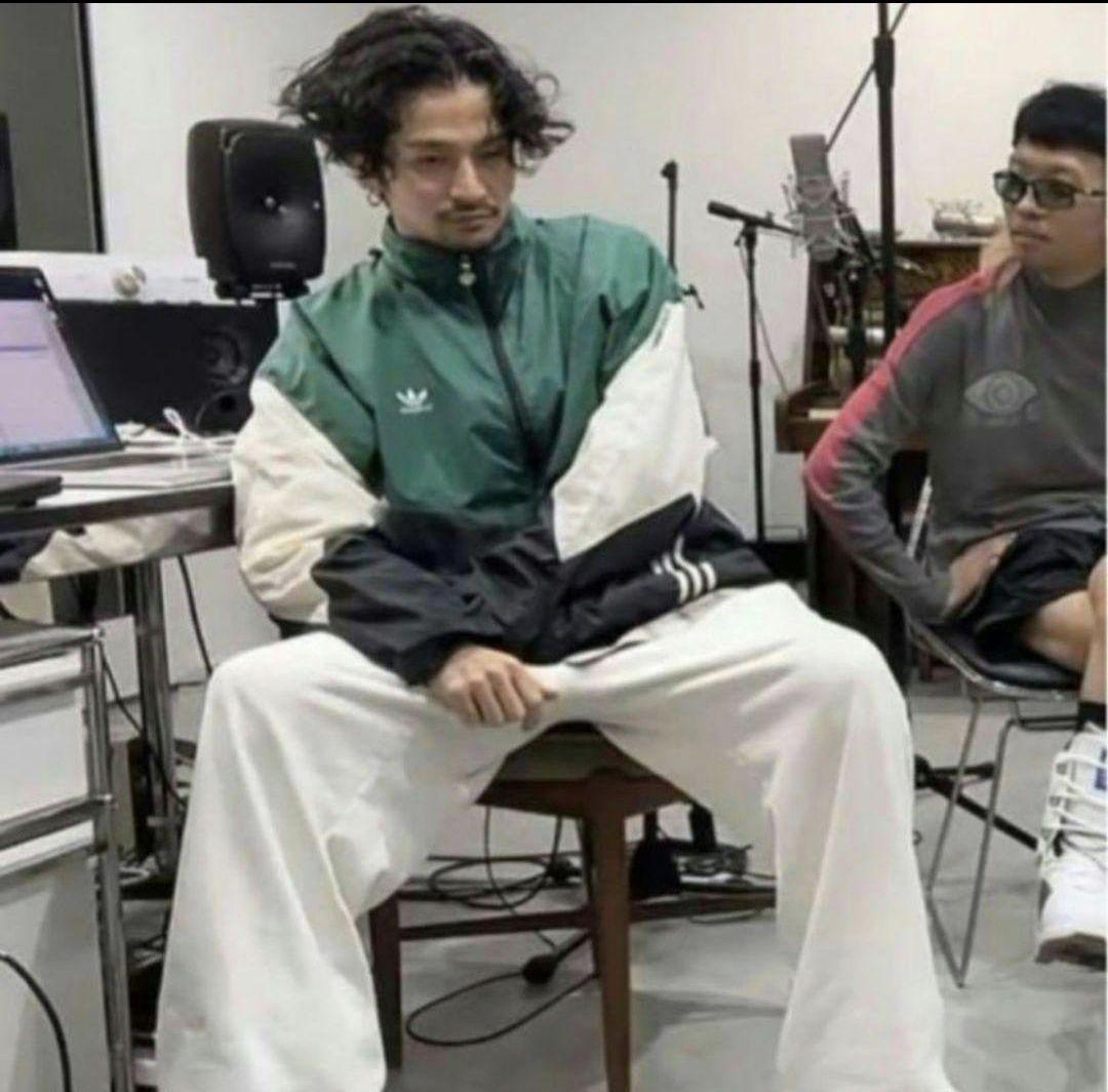 アディダス Rekive 緑 トラック ナイロンジャケット 遠藤さくら 男性S