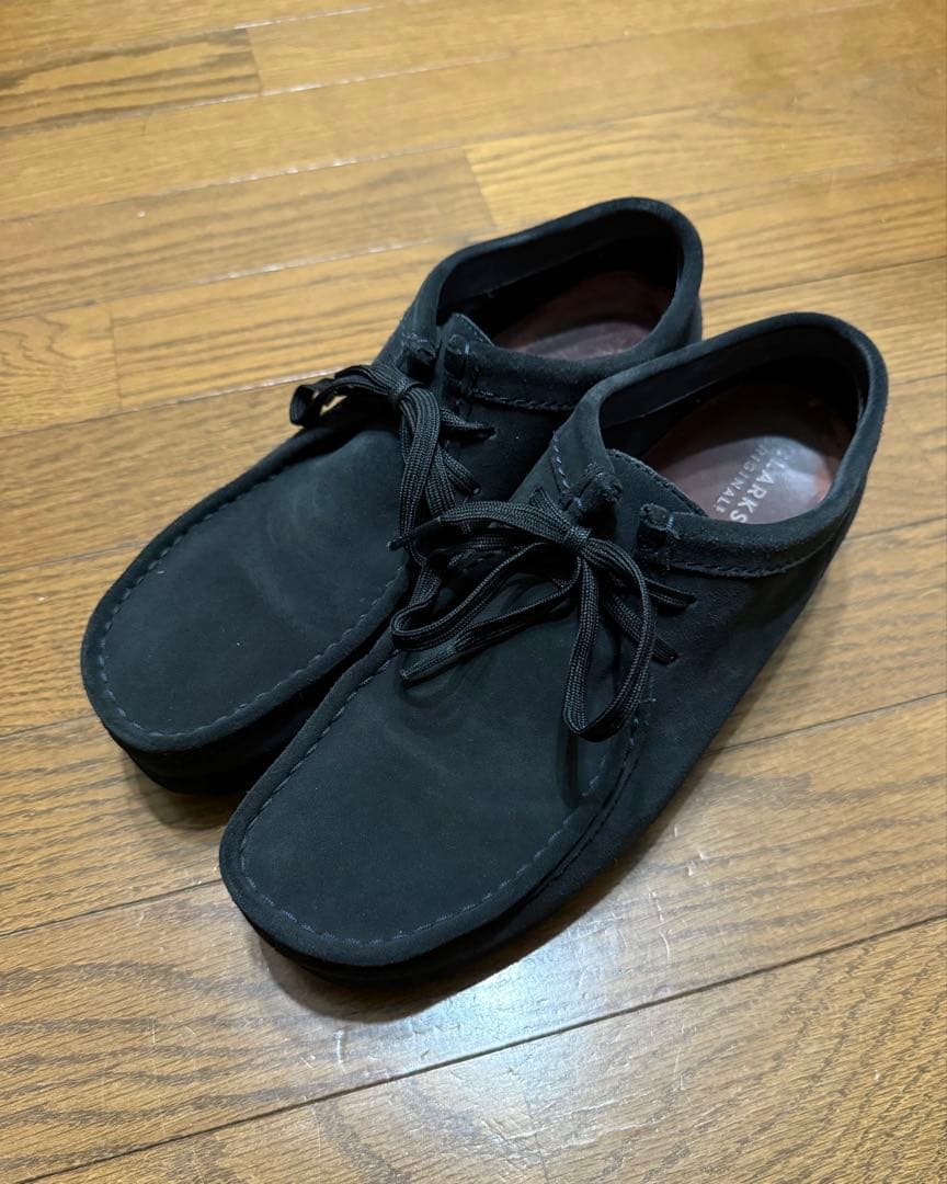 Clarks BEAMS別注 Wallabee GORE-TEX ダークネイビー 予約受付中】Wallabee GORE-TEX(R)｜ビームス 千葉｜BEAMS