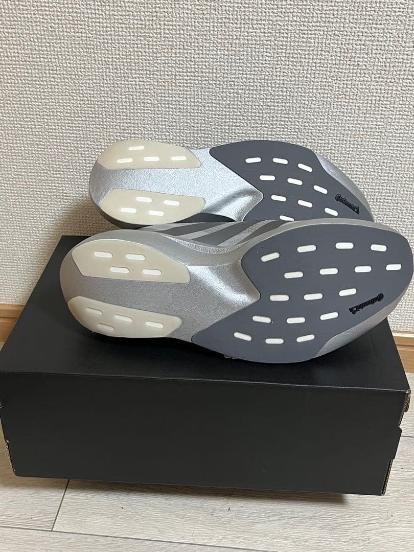 アディダス ADIZERO EVO SL 26.0cm シルバー