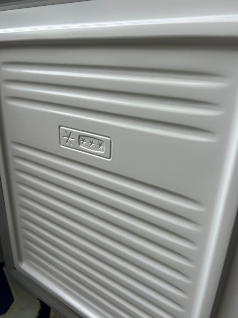 名古屋市内無料配送40☆マックスゼン 冷凍庫 2025年製 33L - メルカリ