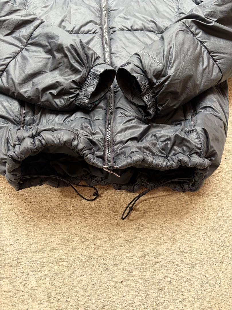 希少 Columbiaクレーターレイク ダウンパーカ y2k ドローコード 刺繍