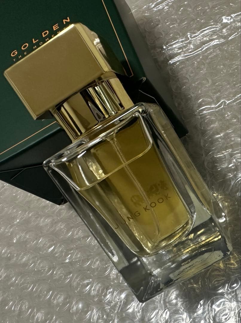 新品未使用】BTS JUNGKOOK GOLDEN展示会 韓国限定香水 - メルカリ