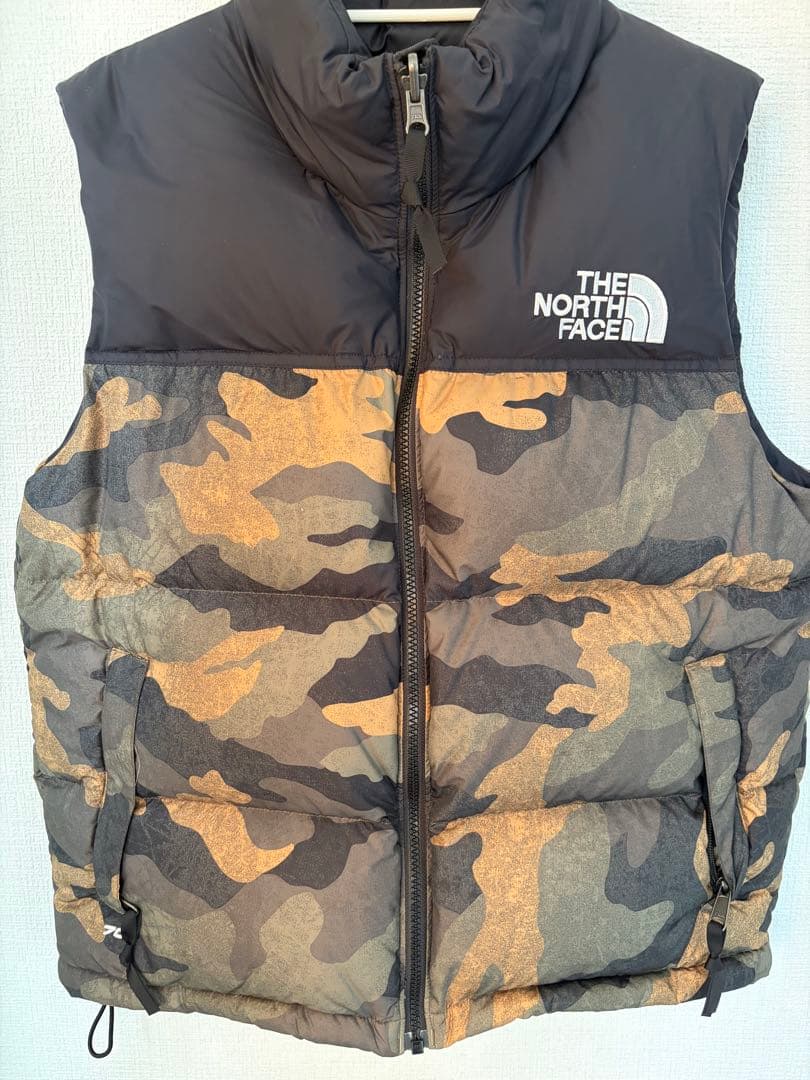 THE NORTH FACE カモフラージュ ダウンベスト - メルカリ