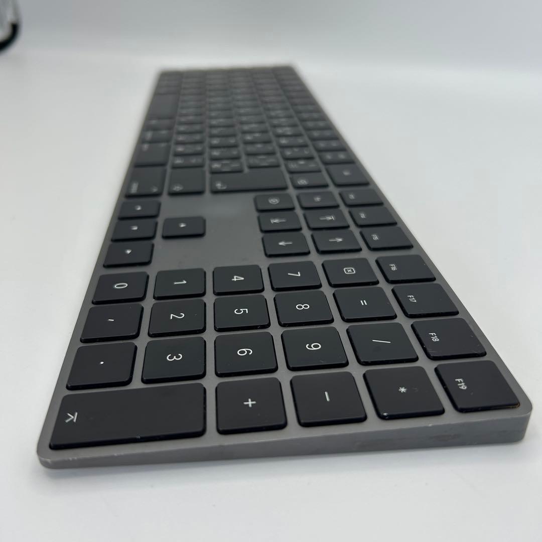 Apple Magic Keyboard スペースグレー (A1843) - メルカリ