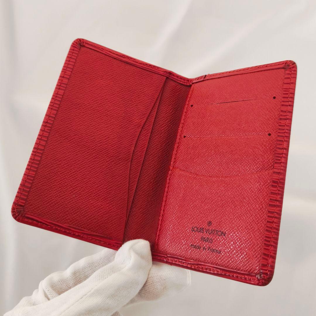 ルイヴィトン エピ レッド カードケース 名刺入れ レディース 定期入れ