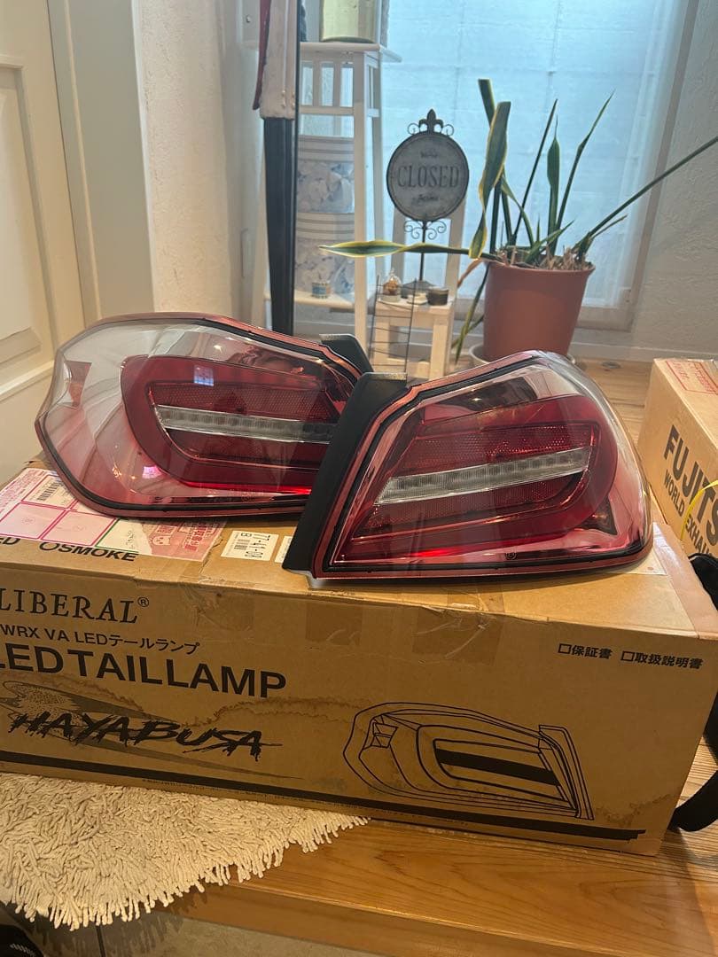 【ジャンク品】LIBERAL 隼 LEDテールランプ(vab/s4) Yahoo!オークション -「隼」(テールライト) (スバル用)の落札相場