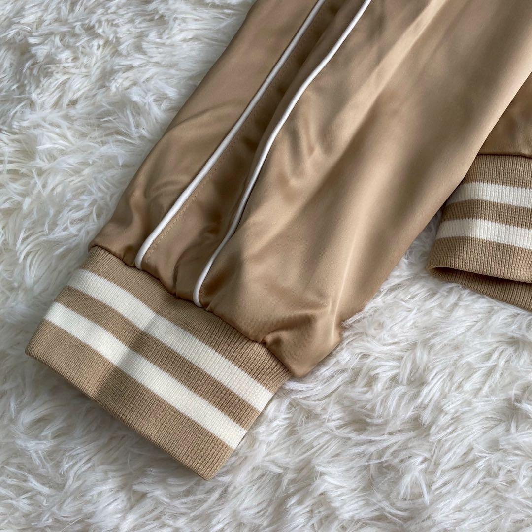 《美品》COACH リバーシブル スタジャン ベージュ カジュアル 2way