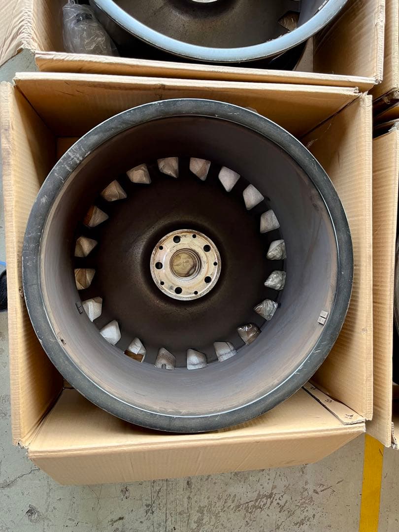 メルセデスベンツ w217 Sクラス マイバッハ 20インチ　8.5J 9.5J