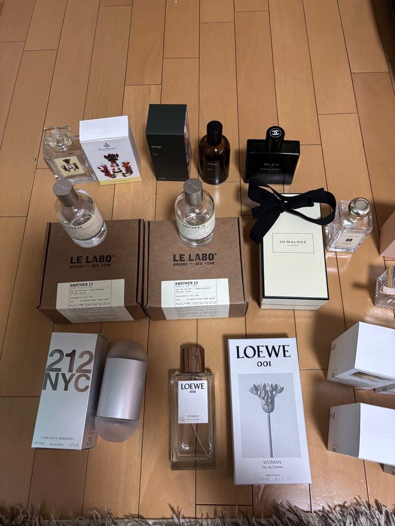 空き瓶】人気香水 ガラスボトル まとめ売り（中身なし） - メルカリ