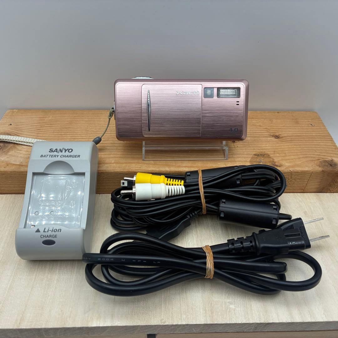 【動作確認済】SANYO Xacti DSC-J4 ピンク 動作確認済】SANYO Xacti DSC-J4 ピンク ジャンク】330円 SANYO Xacti