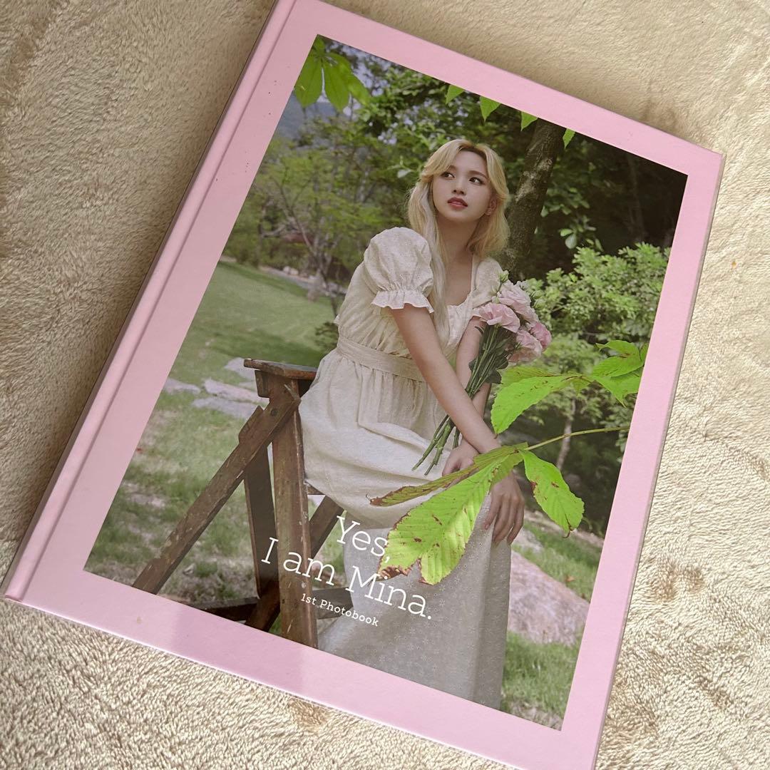 TWICE ミナ フォトブック 写真集 Yes, I am Mina. - メルカリ