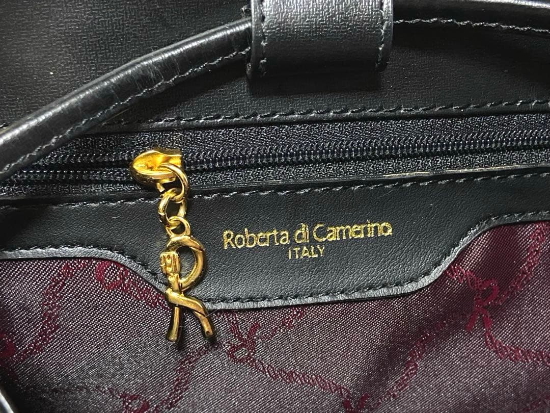 未使用 ロベルタディカメリーノ ワンショルダーバッグ 巾着 レザー 本