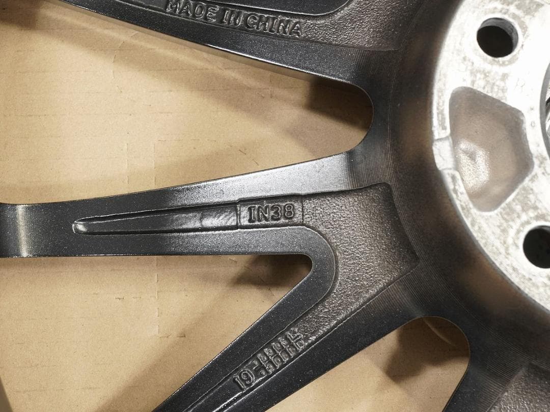 美品 weds スポルトツー 19インチ 7.5J +38 114.3-5H