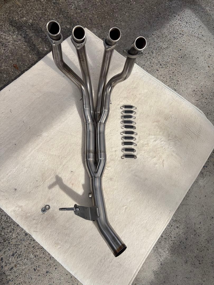 AKRAPOVIC アクラポビッチ オプショナルヘッダ－ Z900RS - メルカリ