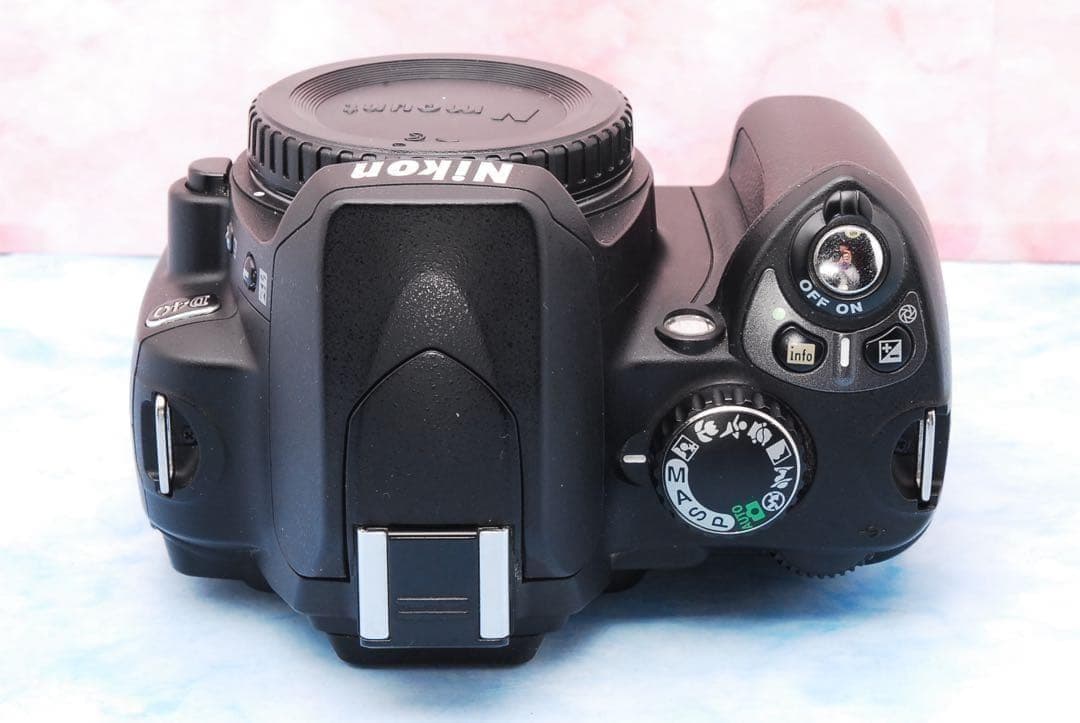 Nikon D40✨一眼レフカメラ✨S数少✨望遠レンズ付Wレンズ