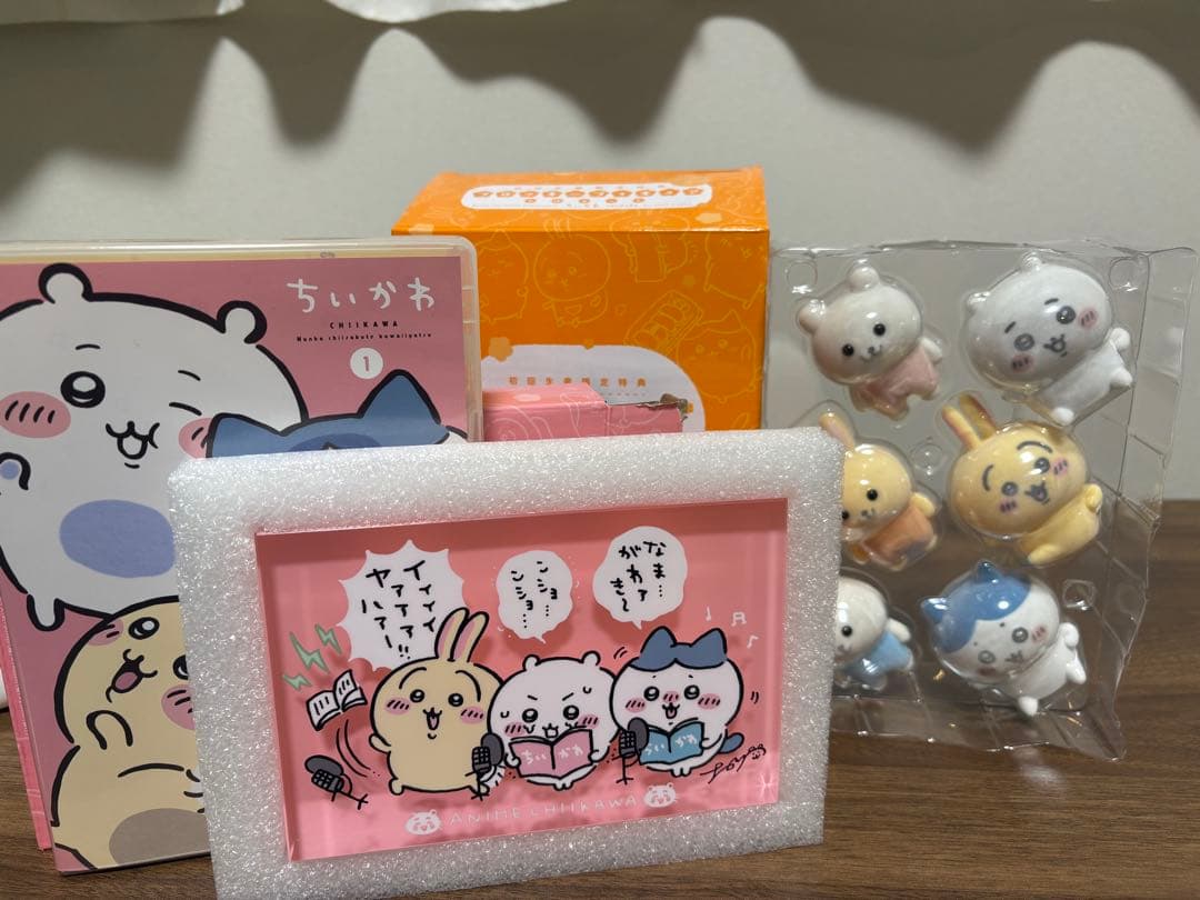 初回生産限定版 ちいかわ豪華版1 フロッキーフィギュア アクリル