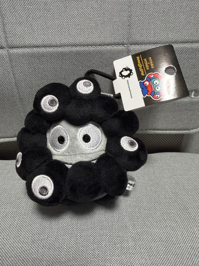 黒ミャクミャクサンリオコラボハンギョドンカラビナ付き 最終値下げ
