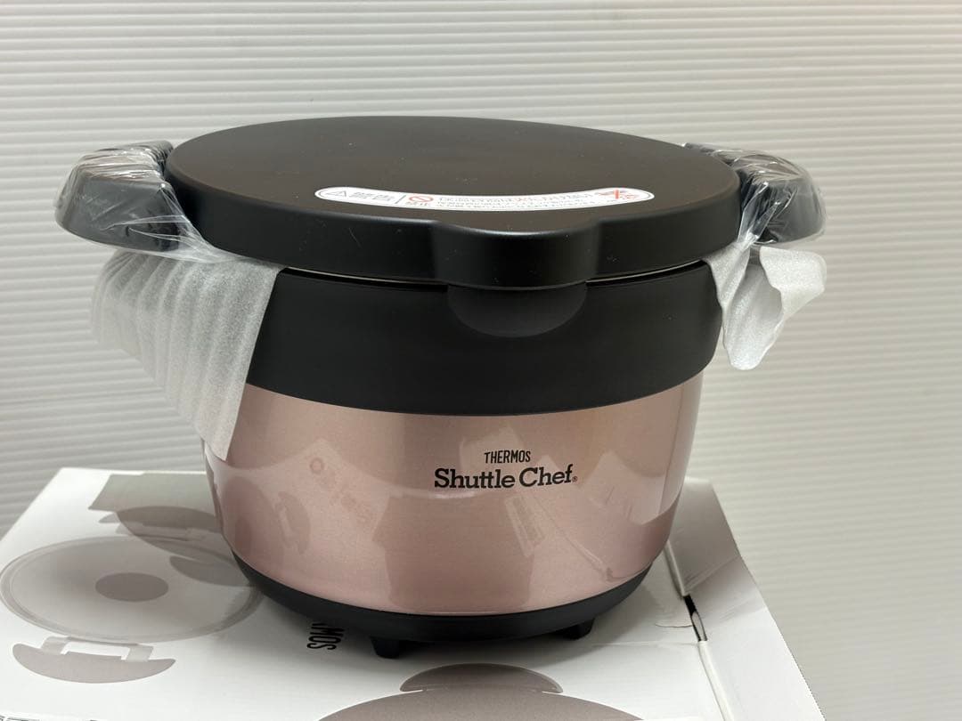 未使用 サーモス 真空保温調理器シャトルシェフKBB-1601 1.6L ピンク