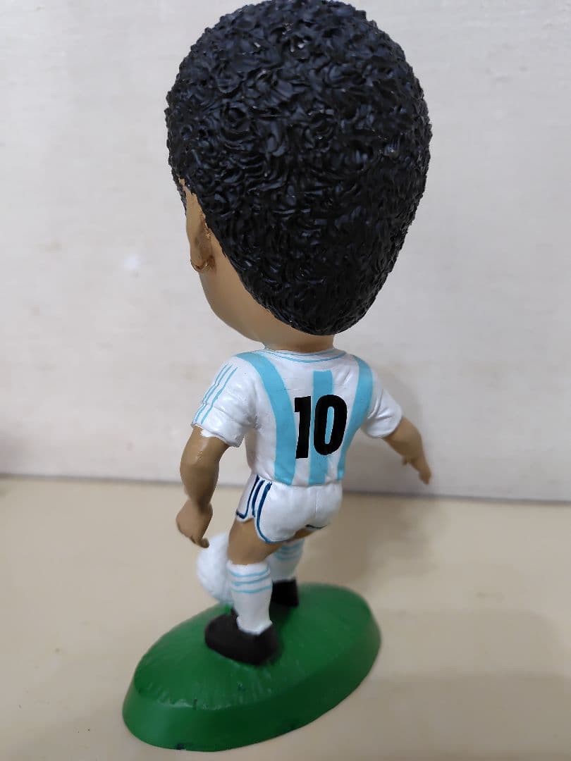 (カブ)クライフ、マラドーナ、エウゼビオ　3体フィギュアセット