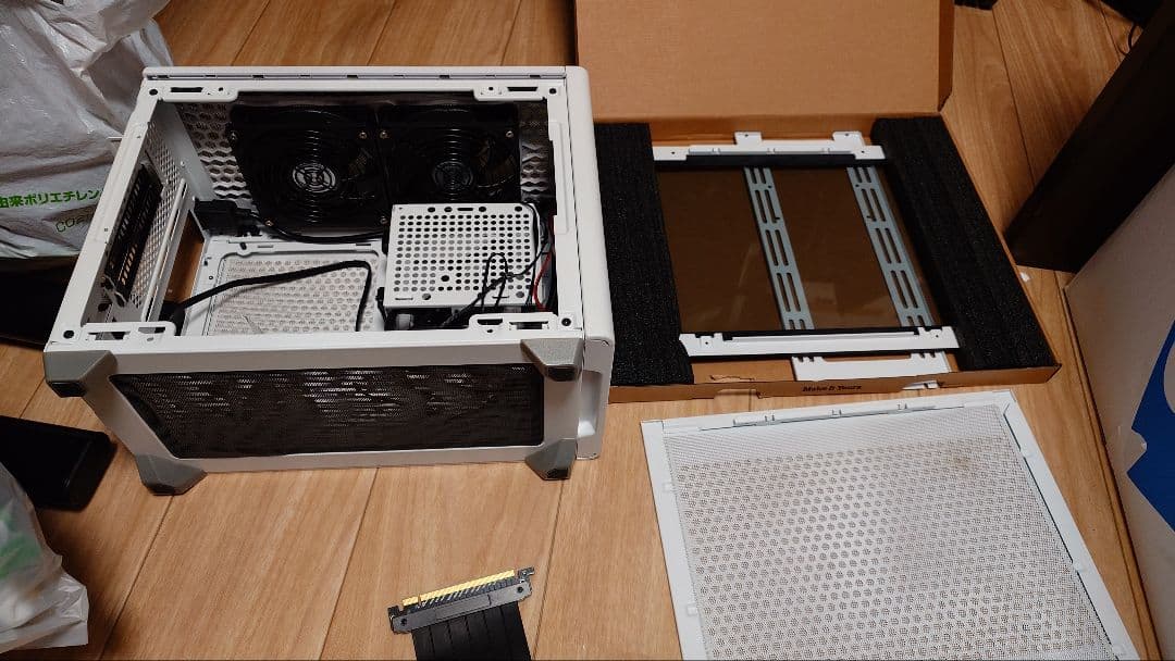 NR200P ホワイト ITXケース Amazon.com: Cooler Master NR200P V2 White Mini-ITX PC Case Ready