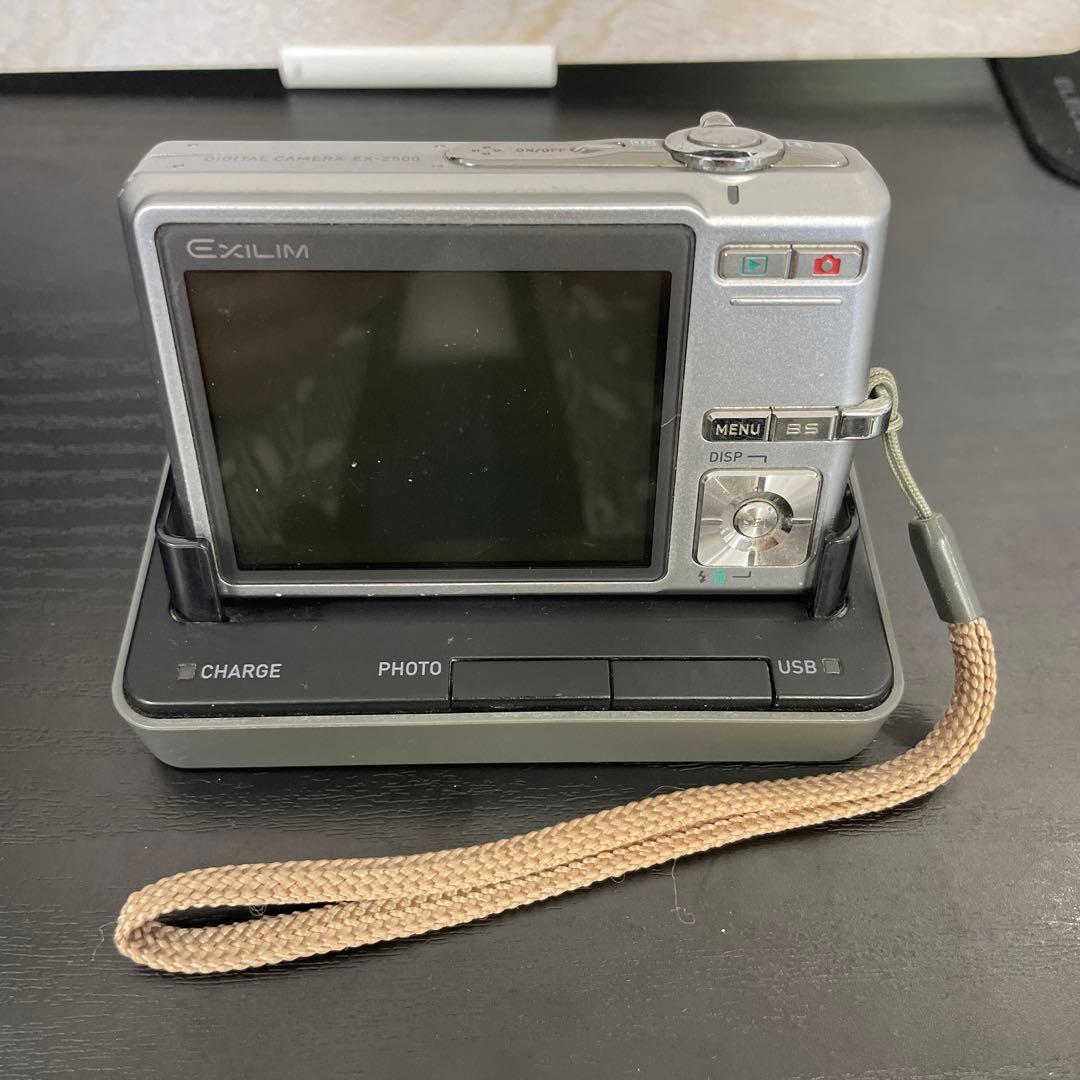 CASIO EXILIM 5.0MP コンパクトデジタルカメラ