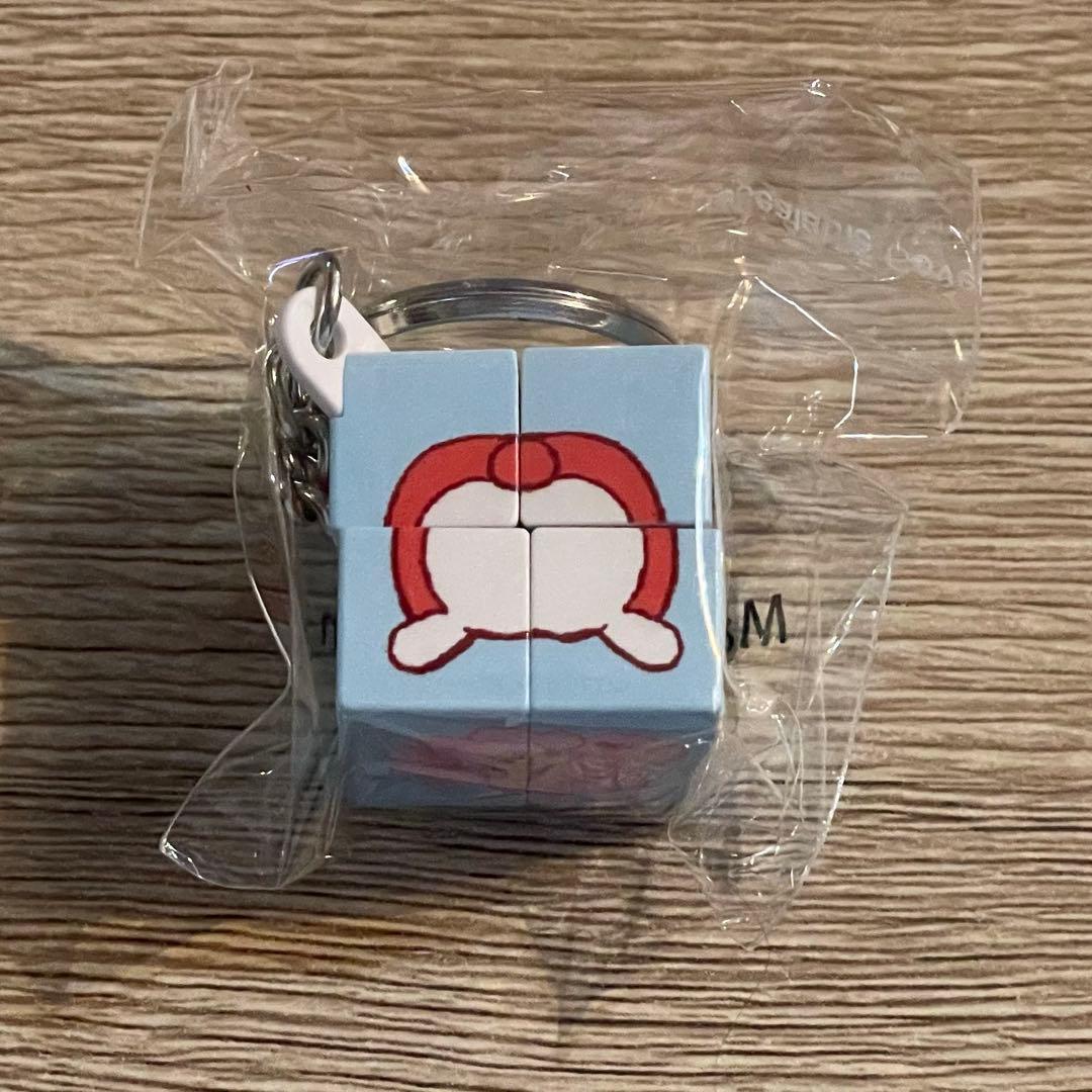 ヨルシカ ツアー 盗作再演ライブ 2025 ガチャ キューブキーホルダー