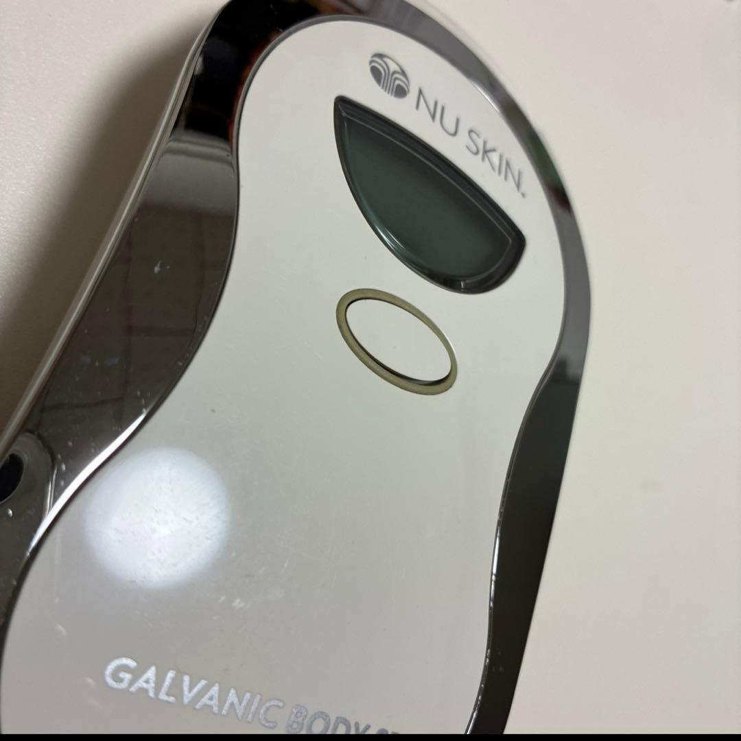 NU SKIN Galvanic Body Spa ニュースキン ガルバ - メルカリ