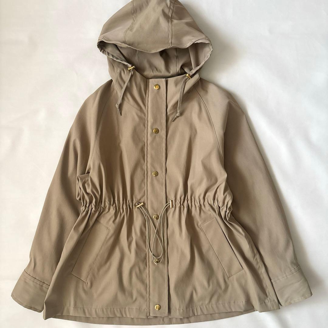 2025SS✨Spick & Span 撥水ツイルフーディーブルゾン ベージュ - メルカリ