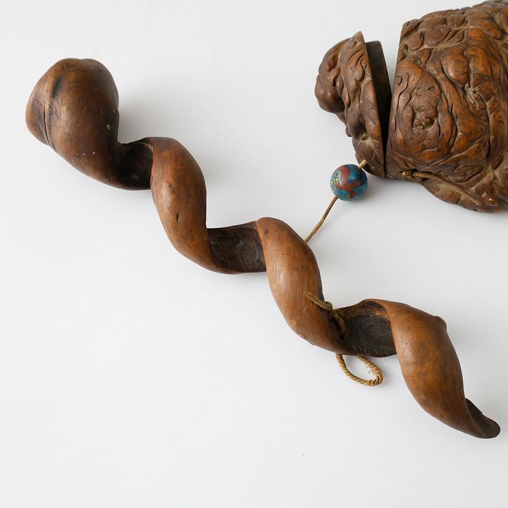 時代 提げ物 塊木瘤木 煙草入れ 螺旋捻り上げ煙管筒 龍図七宝緒締 煙管