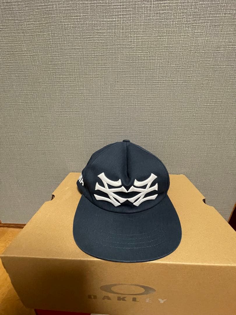 oMA キャップ　ネイビー　廃盤 中古・古着通販】OMA (オマ) キャップ ネイビー サイズ:不明｜ブランド
