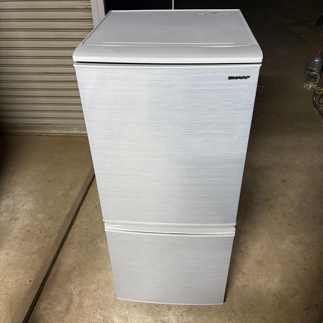 値下げ‼️【東京23区送料無料‼️】SHARP 冷蔵庫140L 2019年製 楽天市場】シャープ 冷蔵庫（配送サービス設置対応可）（冷蔵庫