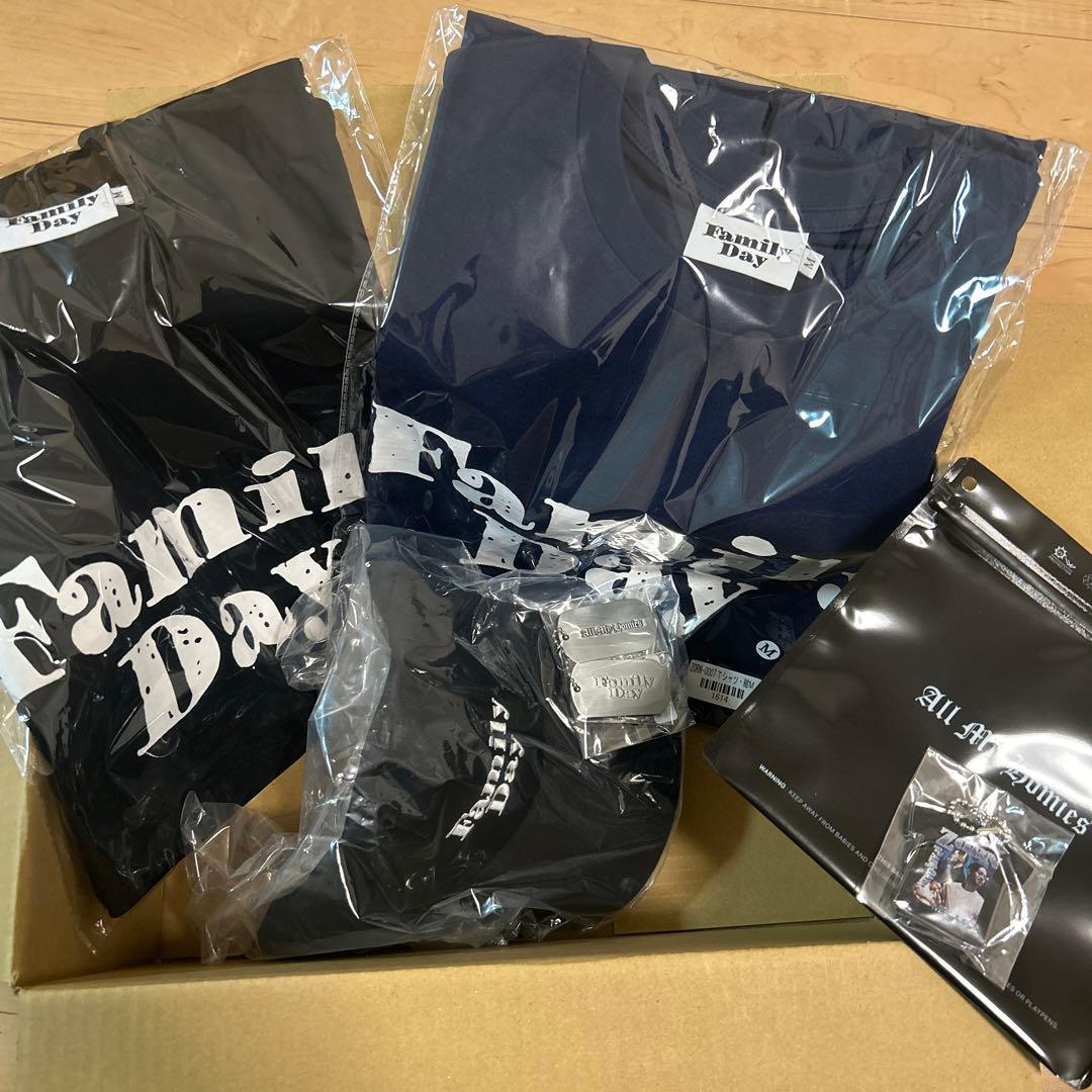 ZORN OZROSAURUS Family Dayグッズ ドッグタグおまけ付に - メルカリ