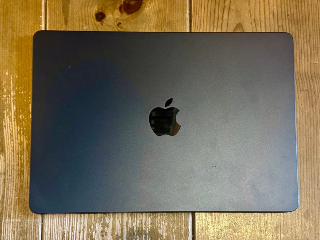 MacBook Air M2 8コアCPUと8コアGPU 13インチ256GB Amazon.co.jp: 【整備済み品】Apple MacBook Air M2 2022 (13インチ