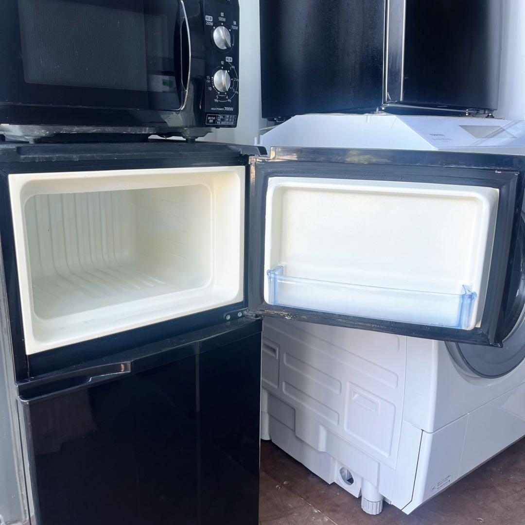 取付無料！完動品！スタイリッシュブラック小さめ便利サイズ冷蔵庫