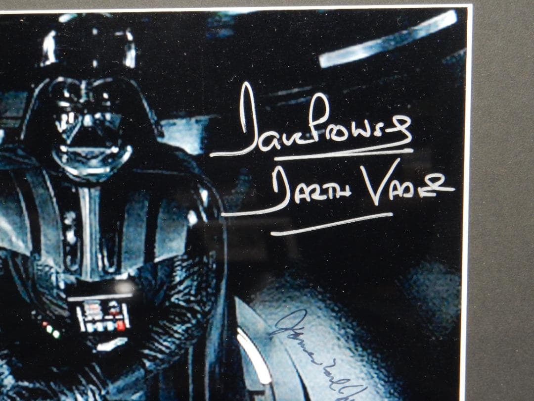 ダース・ベイダー　サイン入り証明書付き スター・ウォーズ ダース・ベイダー デビッド・プラウズのサイン入り