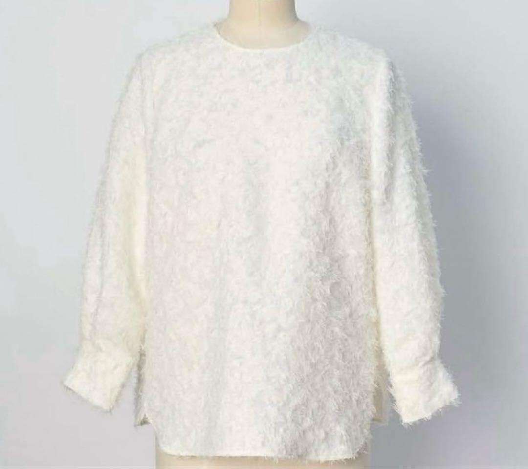 シンメ　SINME シャギーブラウス　白 シャギーブラウス オフ - SINME ONLINE STORE