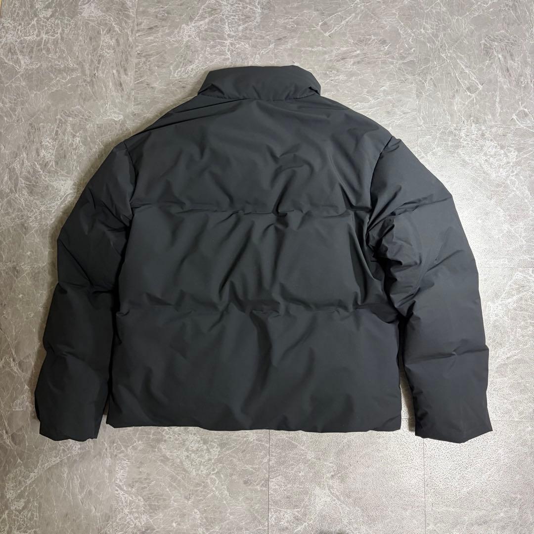 美品 UNIQLO シームレスダウン ブラック L 311-481608 25年 - メルカリ