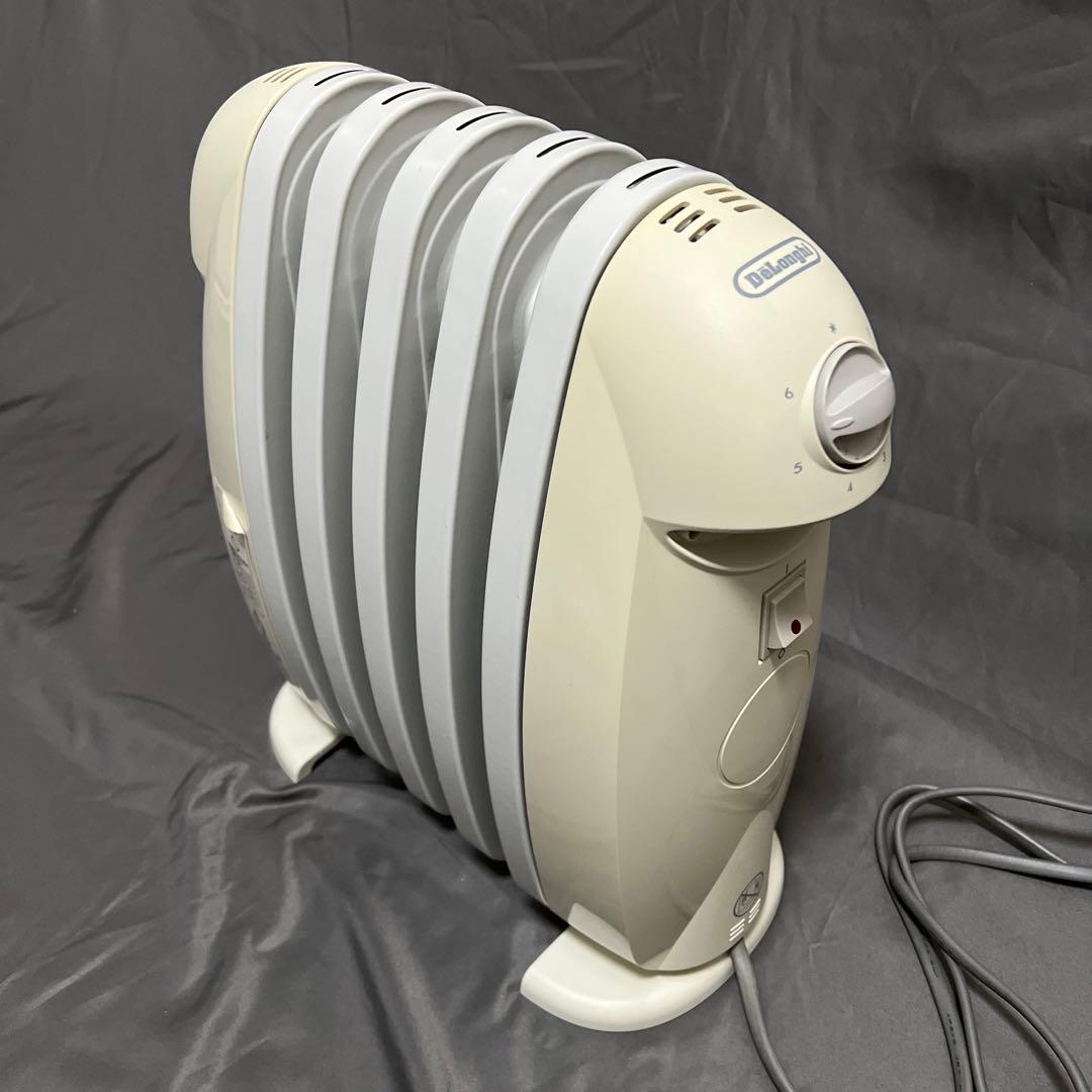 デロンギ・オイルヒーター 小型 DeLonghi TRN0505JS k-s-t_0472-004315