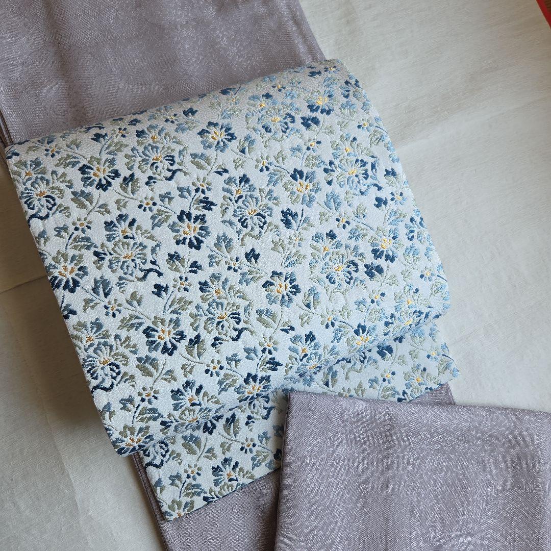 作家物 品のあるシルバーグレー 地紋が美しい雪輪柄の江戸小紋 - メルカリ
