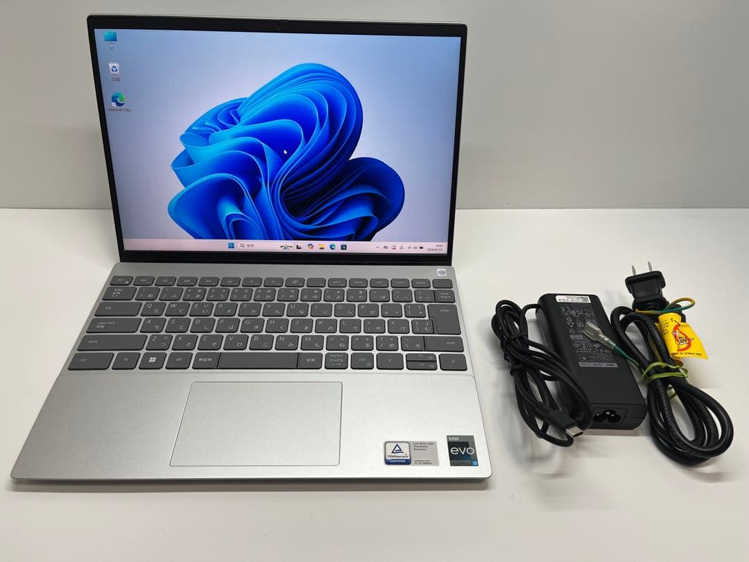 美品 DELL Inspiron P156G 第12世代i5 8GB 256GB 美品 DELL Inspiron P156G 第12世代i5 8GB 256GB - メルカリ