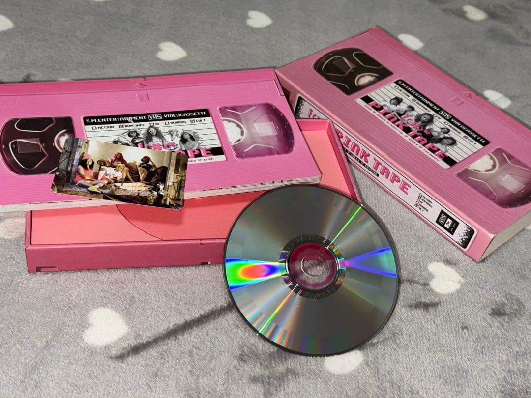 f(x) アルバム PINK TAPEグループ トレカ付きです。 - メルカリ