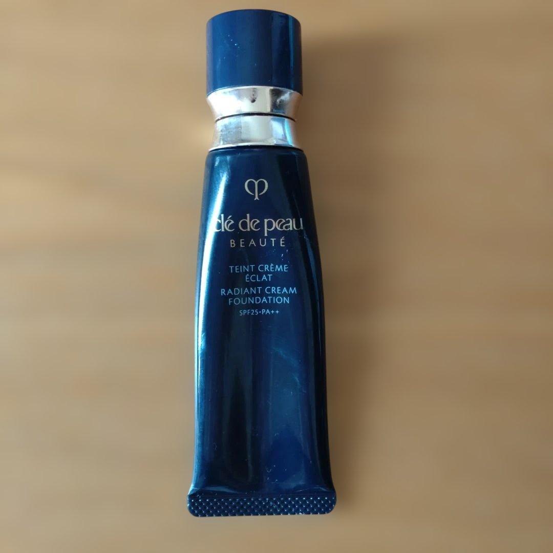 クレ・ド・ポー ボーテ クリームファンデーションタンクレームエクラn clé de peau BEAUTÉ/クレ・ド・ポー ボーテ クリームファンデーション