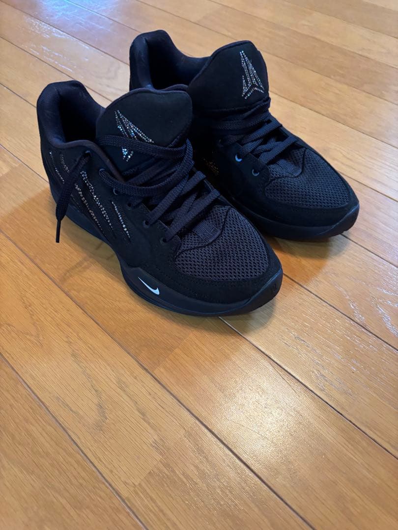 NIKE ja2 スワロフスキー　26.5 試履きのみ スワロフスキーのクリスタルが煌めく『NIKE JA 2 Scratch Black Label